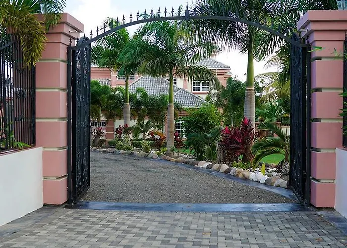 Villa Dora Mae Ocho Ríos
